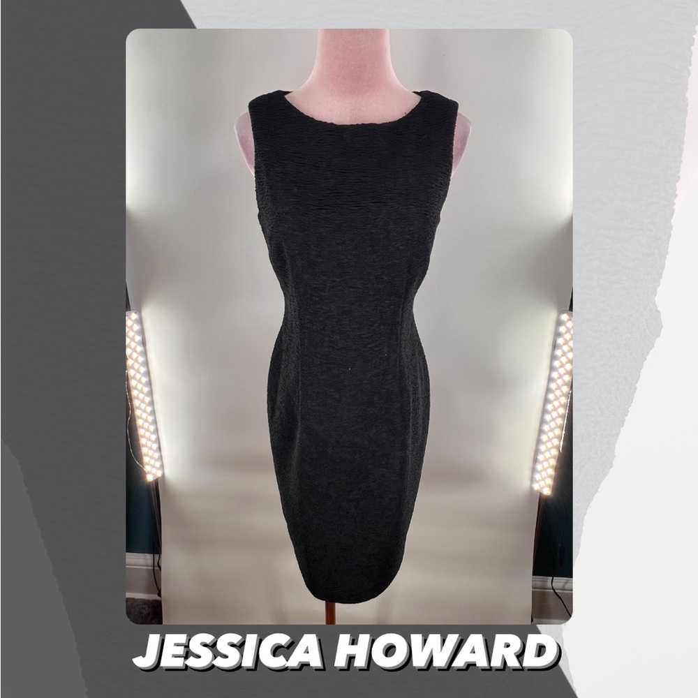 EUC Jessie Howard Crinkle Sheath